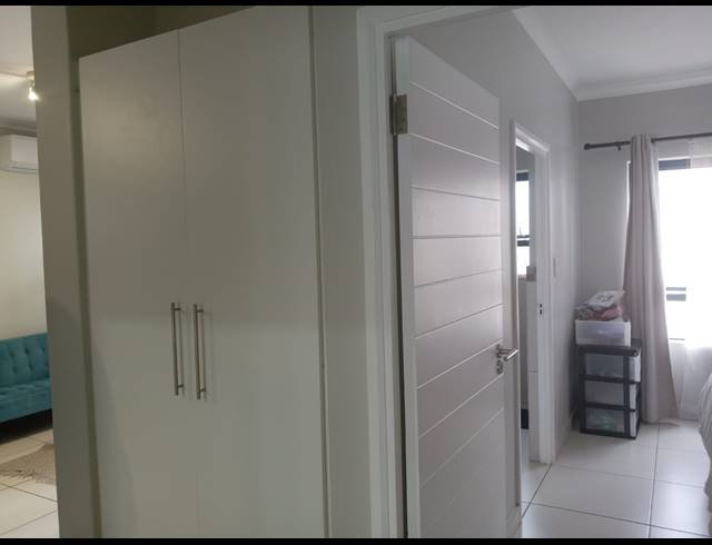 2 BEDROOM APARTMENT FOR SALE IN UMHLANGA RIDGE